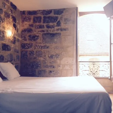 Le Nouvel Hotel